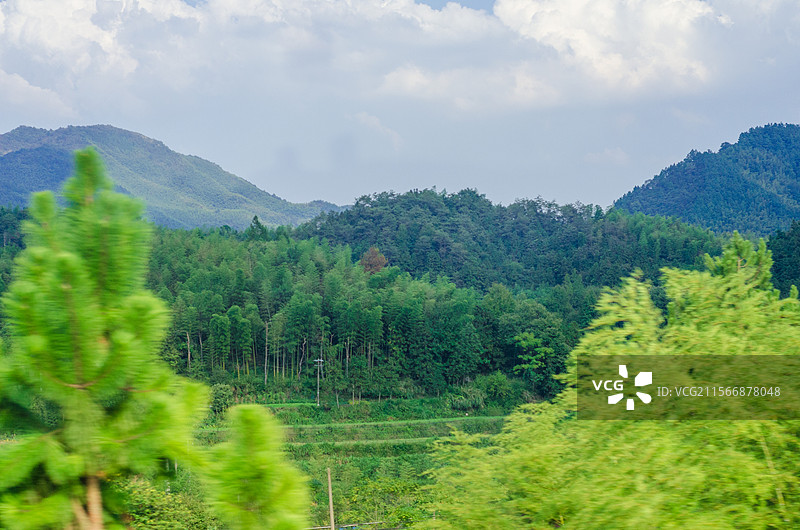 安徽宣城市蓝天白云山区旅途自然风景图片素材