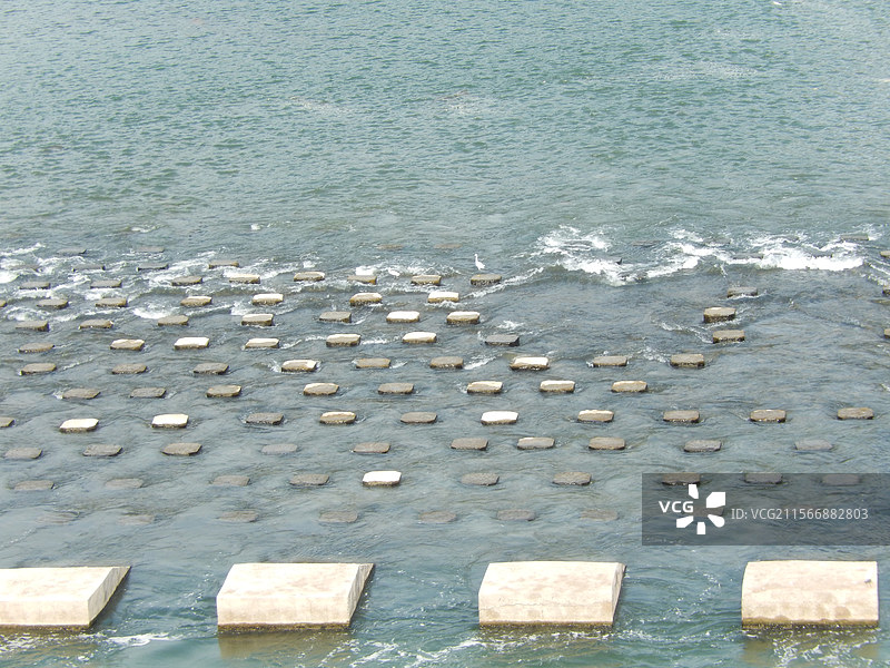 重庆开州区风雨廊桥国家水利部公布第十二批国家水利风景区名单，开县汉丰湖水利工程--水位调节坝在列图片素材