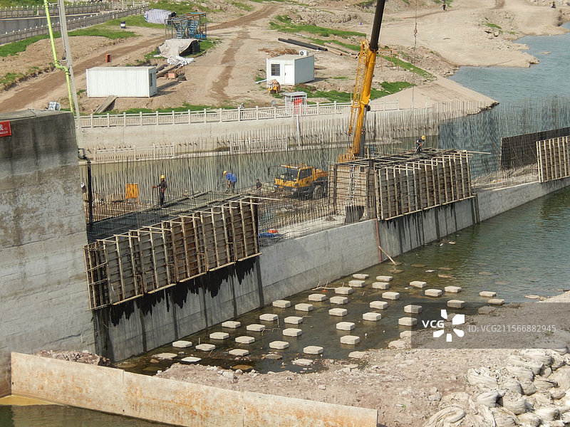 重庆开州区风雨廊桥国家水利部公布第十二批国家水利风景区名单，开县汉丰湖水利工程--水位调节坝在列图片素材