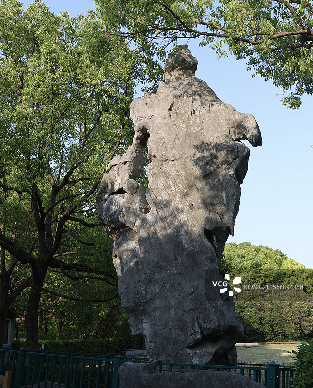 多面象形石-上海黄兴公园图片素材