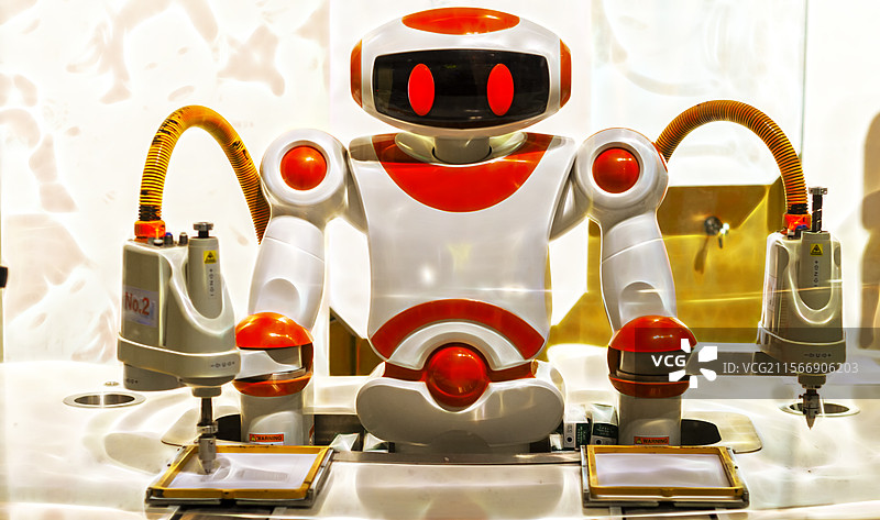 一个能够进行绘画的机器人图片素材