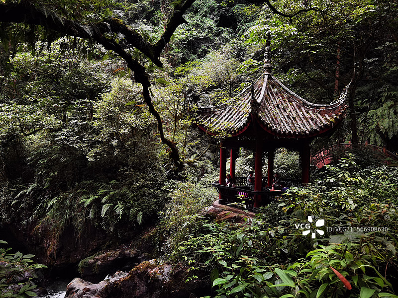 峨眉清音阁牛心亭图片素材