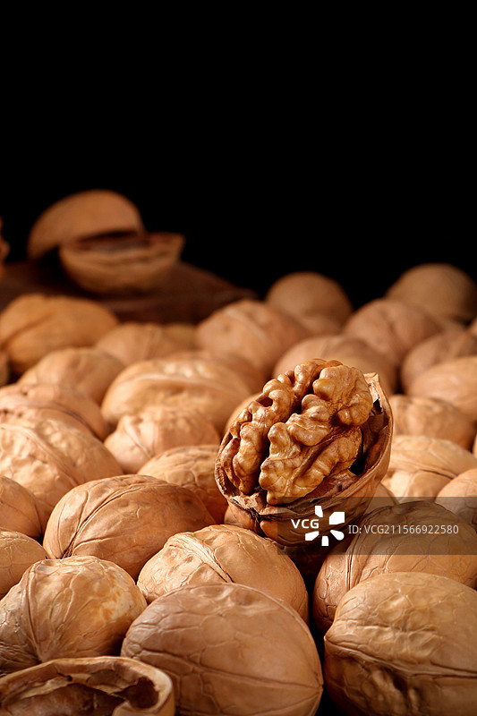 核桃 纸皮核桃 薄皮核桃 核桃场景图白底图图片素材