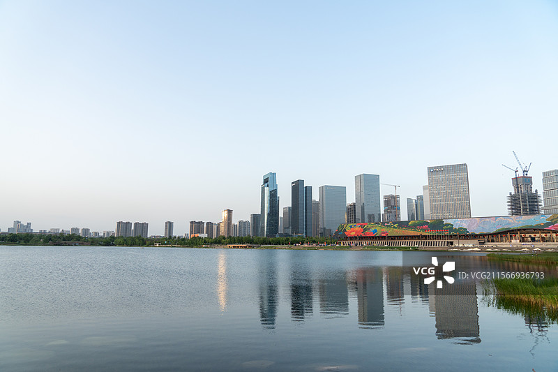 成都天府公园 天府国际会议中心 秦皇湖 CBD 城市天际线 西博城图片素材
