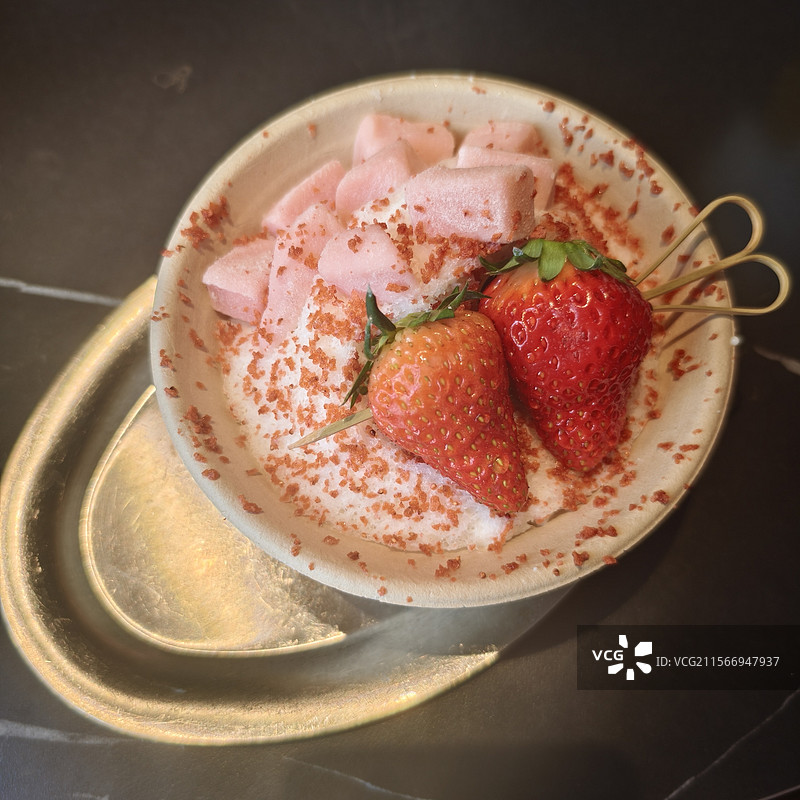 草莓麻薯图片素材