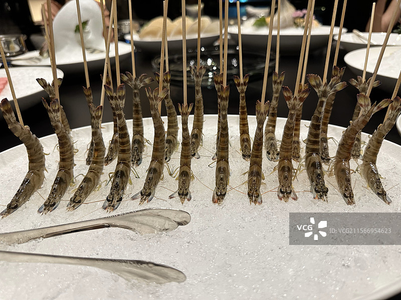 餐厅菜品特写海鲜龙虾鱼贝类和牛牛肉图片素材