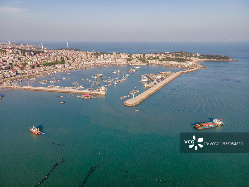 莆田市秀屿区平海村渔港的航拍图片素材