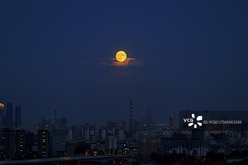 中秋的圆月图片素材