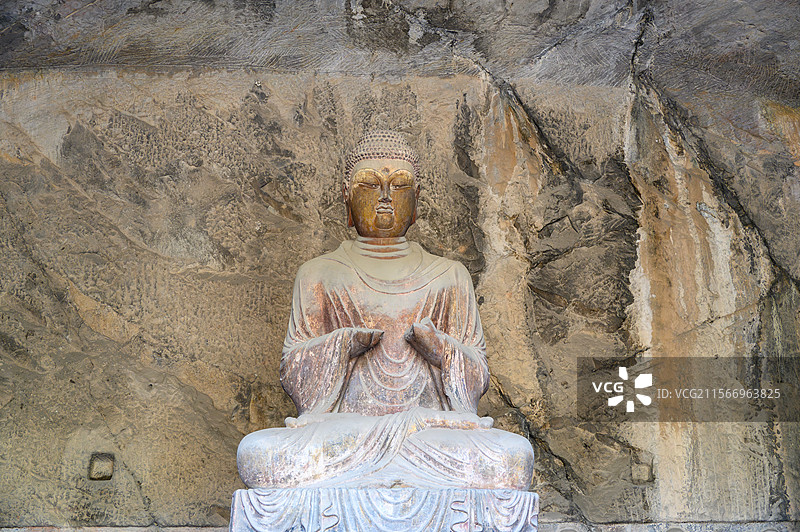 河南省洛阳市龙门石窟看经寺佛像石刻图片素材