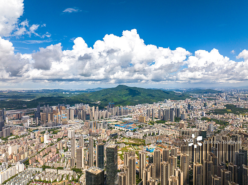 深圳龙华阳台山全景航拍图片素材