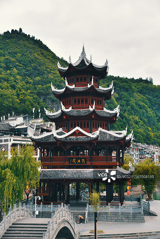 贵州黔东南苗族侗族自治州镇远古城镇江阁图片素材