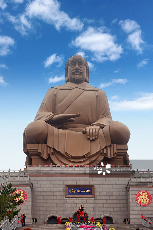 山东 威海 烟台 荣成 赤山  法华寺   景区 石雕  大佛 明神图片素材