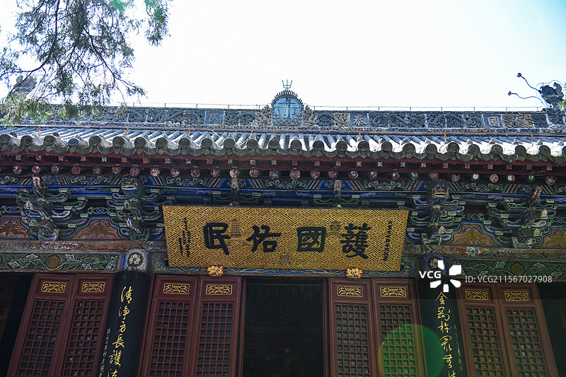 洛阳白马寺护国佑民匾额近景图片素材