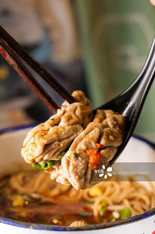 脑花面脑花猪脑花泡椒肥肠面肥肠面猪蹄面猪脚面猪脚蹄花川渝美食四川美食成都美食成都特产巴适的板冒脑花热图片素材