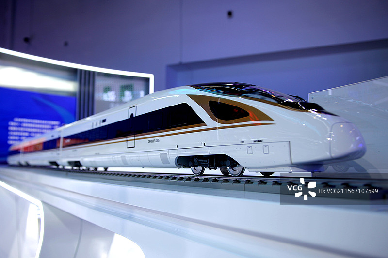 高铁模型图片素材