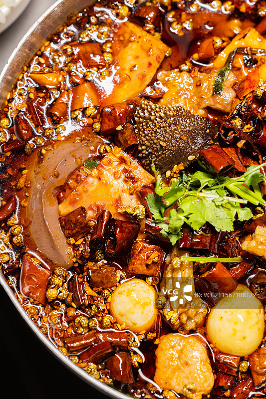 毛血旺成都菜川菜成都美食热辣毛血旺鸭血毛肚牛肉午餐肉麻辣鲜香鱼丸图片素材