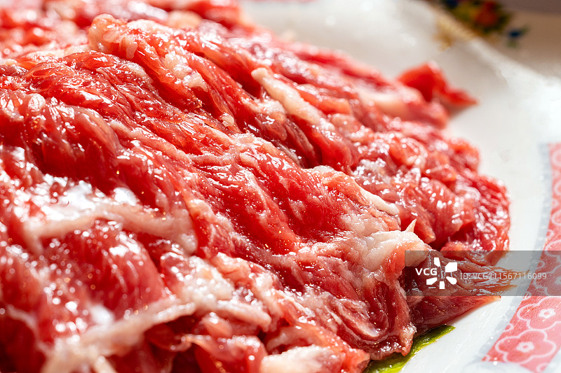 雪花肥牛牛肉鲜切牛肉雪花肥牛叻沙狮城叻沙狮城涮牛肉牛肉火锅打边炉图片素材