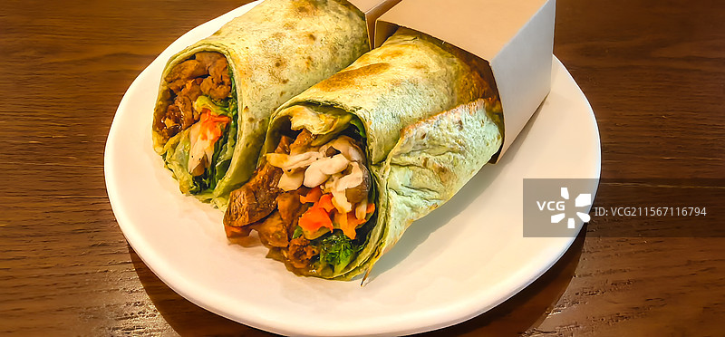 牛肉蔬菜卷饼图片素材