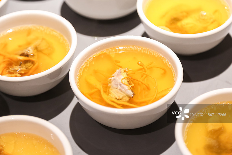 虫草花炖汤图片素材