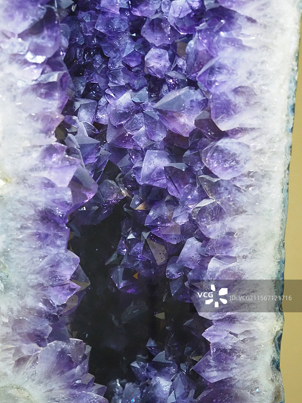 紫水晶洞的神秘世界图片素材