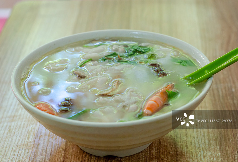 福建省的特色小吃锅边糊图片素材