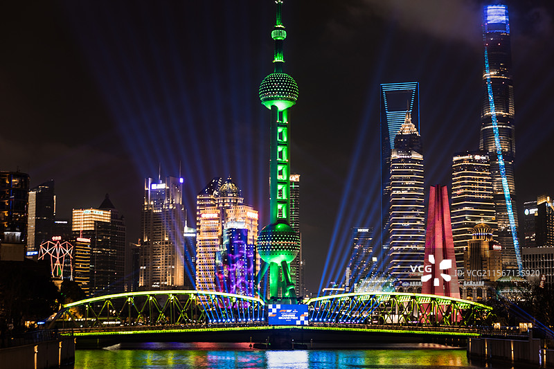 上海陆家嘴夜景-2025年F1赛事灯光秀图片素材
