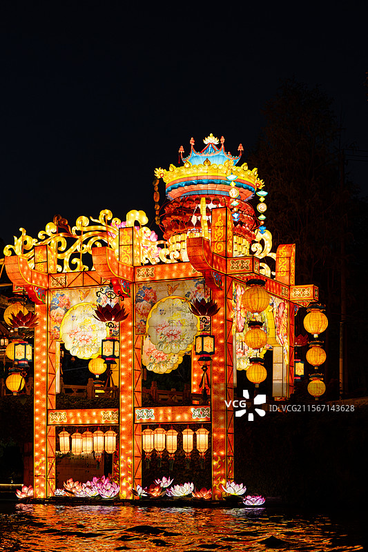 南京，夜游秦淮河图片素材