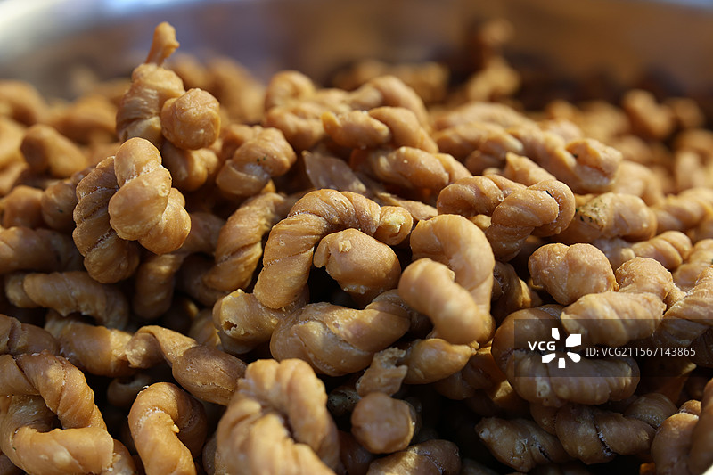 上海老街传统民间食品小吃烧烤烧饼零食特写图片素材