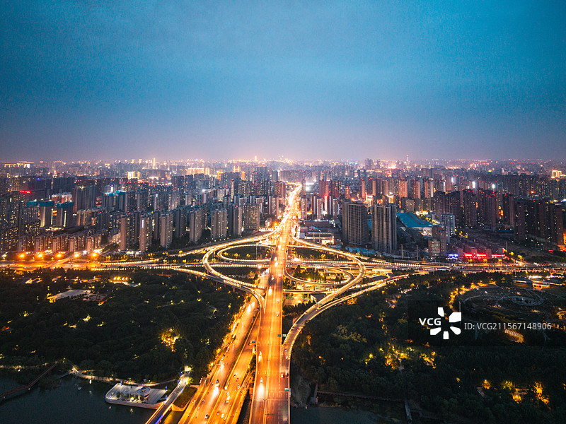 郑州城市建筑夜景风光图片素材