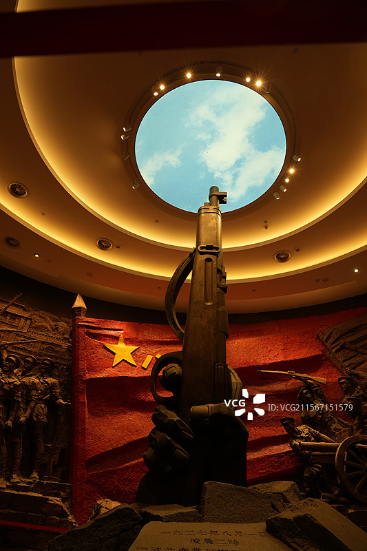 南昌八一纪念馆的大厅雕塑图片素材