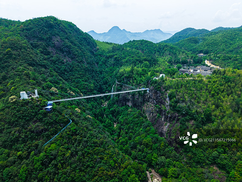 航拍浙江丽水市龙泉市白云岩景区下樟村图片素材