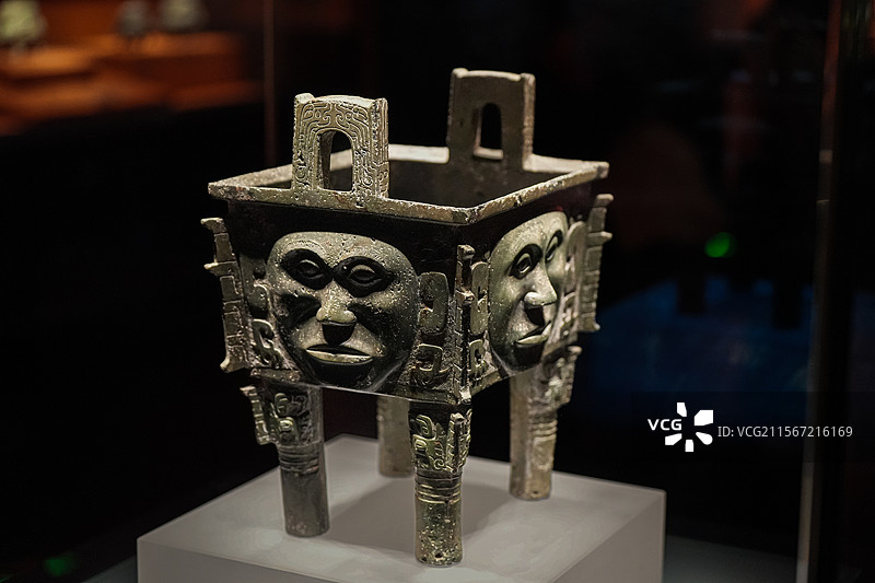 商代 人面铜方鼎 宁乡黄村出土 湖南博物院 镇馆之宝 国宝图片素材