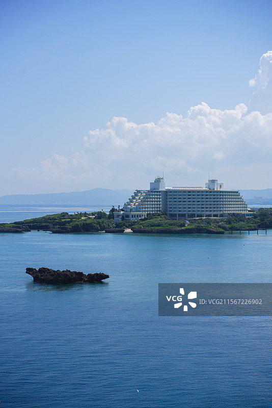 冲绳本岛西海岸恩纳村国家自然公园万座毛图片素材