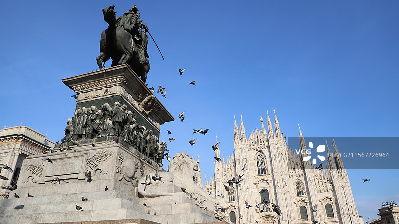 意大利米兰大教堂广场图片素材