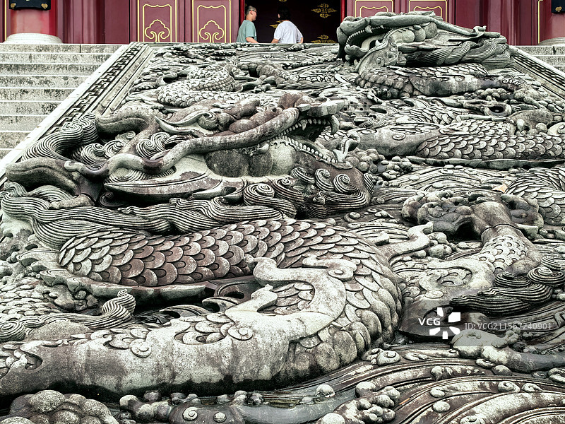 福建镇海楼的二龙戏珠图片素材