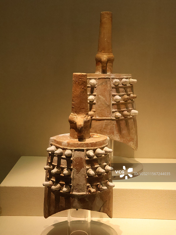 河北博物馆燕赵故事-陶甬器图片素材