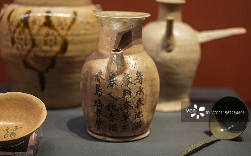 唐代 长沙窑诗文执壶 湖南博物院图片素材