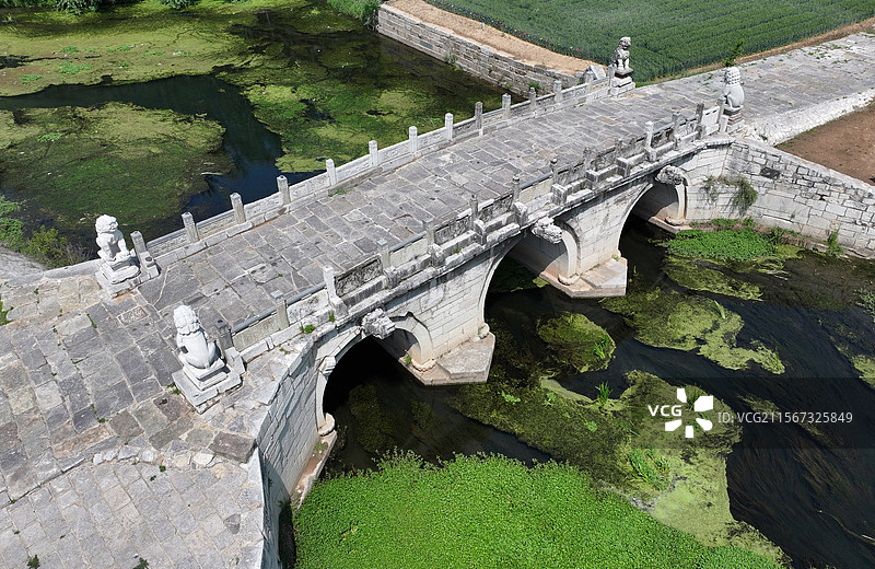 山岛竦峙济宁市泗水县泉林镇始建于晚唐时期的卞桥图片素材