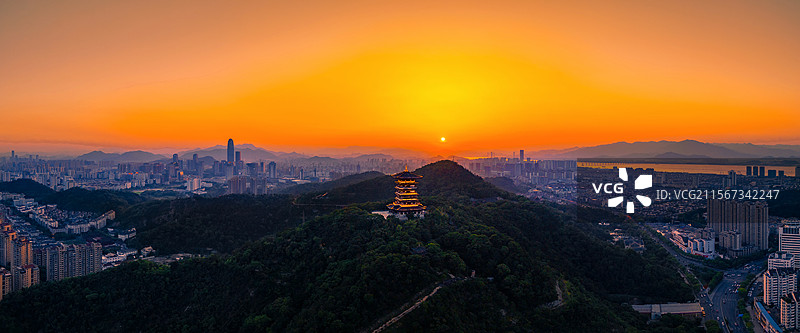 航拍台州市椒江区城市日落图片素材