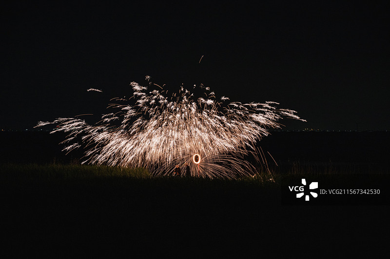 上海崇明非物质文化遗产打铁花图片素材