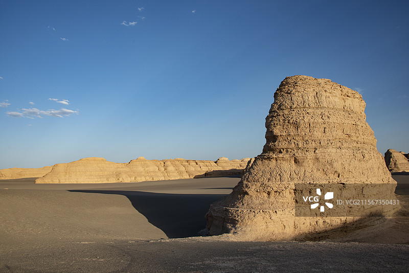 甘肃敦煌雅丹国家地质公园，俗称敦煌雅丹魔鬼城图片素材