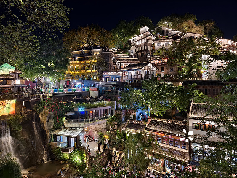 重庆下浩里旅游景区内部夜景图片素材