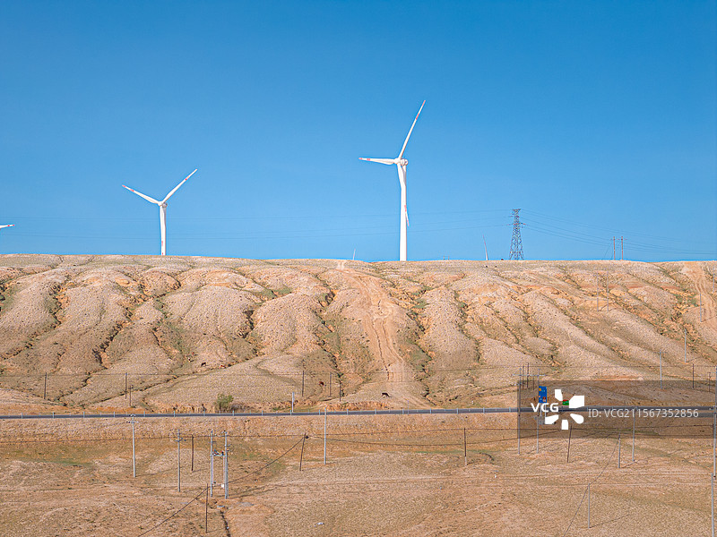 新疆 五彩滩 风电及自然风光图片素材