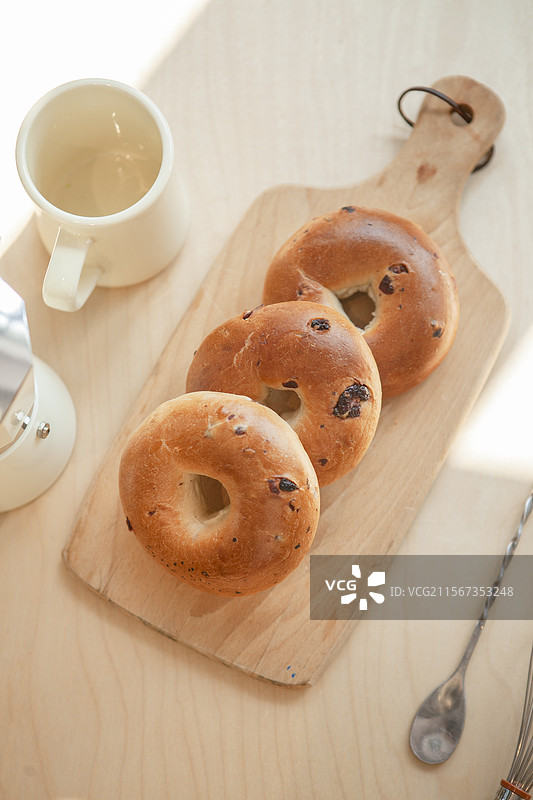 贝果，蔓越莓贝果，贝果面包，面包，美食，美味，早餐，甜品，点心，烘培，早点，下午茶，甜点，面包房图片素材