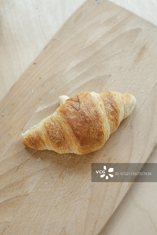 牛角包，羊角包，可颂，黄油可颂，酥皮面包，法式面包，法式可颂，面包，美食，美味，早餐，甜品，点心图片素材