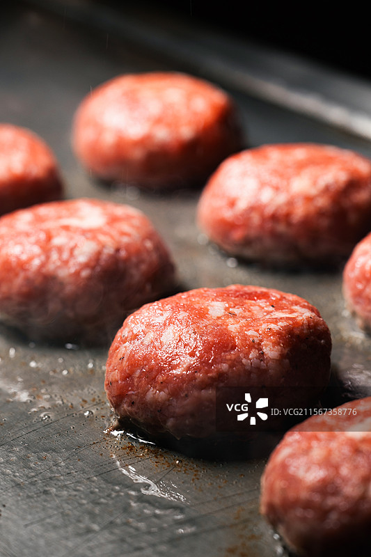 日本大米越光米汉堡肉牛排肉牛排无菌蛋鸡蛋蛋液肉糜肉团肉饼煎牛肉烤肉汉堡肉铁板牛肉牛肉饭芝士汉堡车打芝图片素材