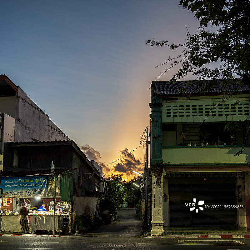 普吉岛日出前图片素材