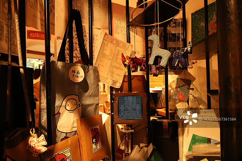 昆明网红书店——橡皮书店图片素材