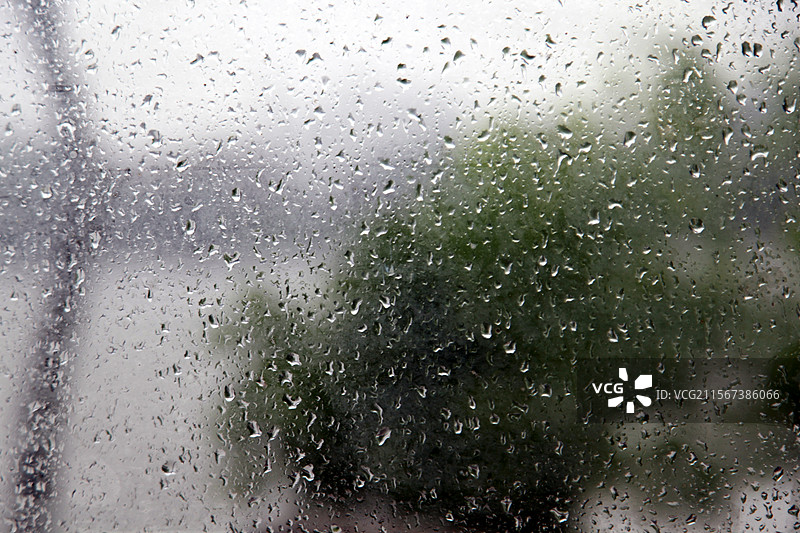 广州春天的雨季图片素材