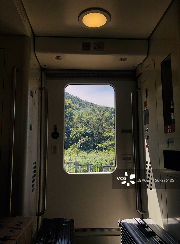 高铁车厢图片素材
